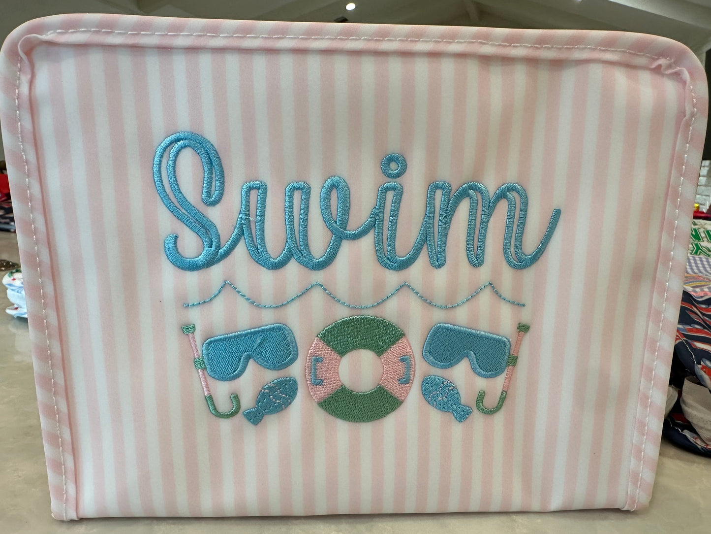Medium TRVL Roadie “Swim”