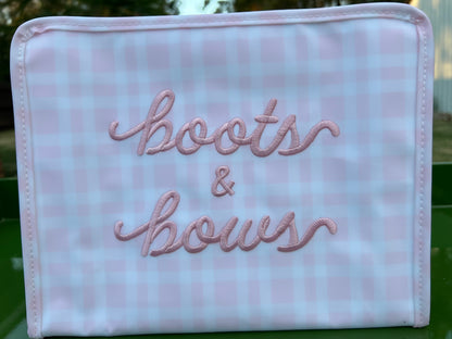 “boots and bows” medium roadie bag