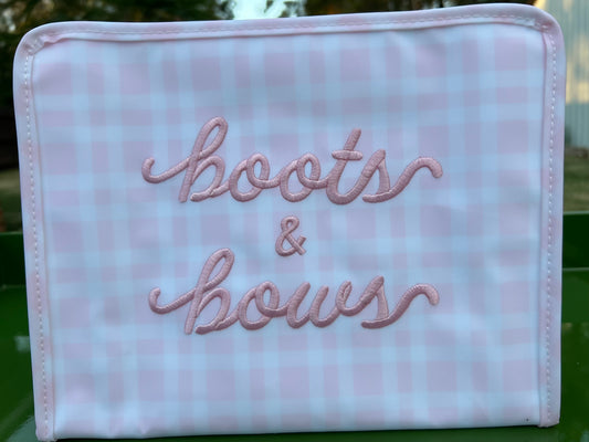 “boots and bows” medium roadie bag