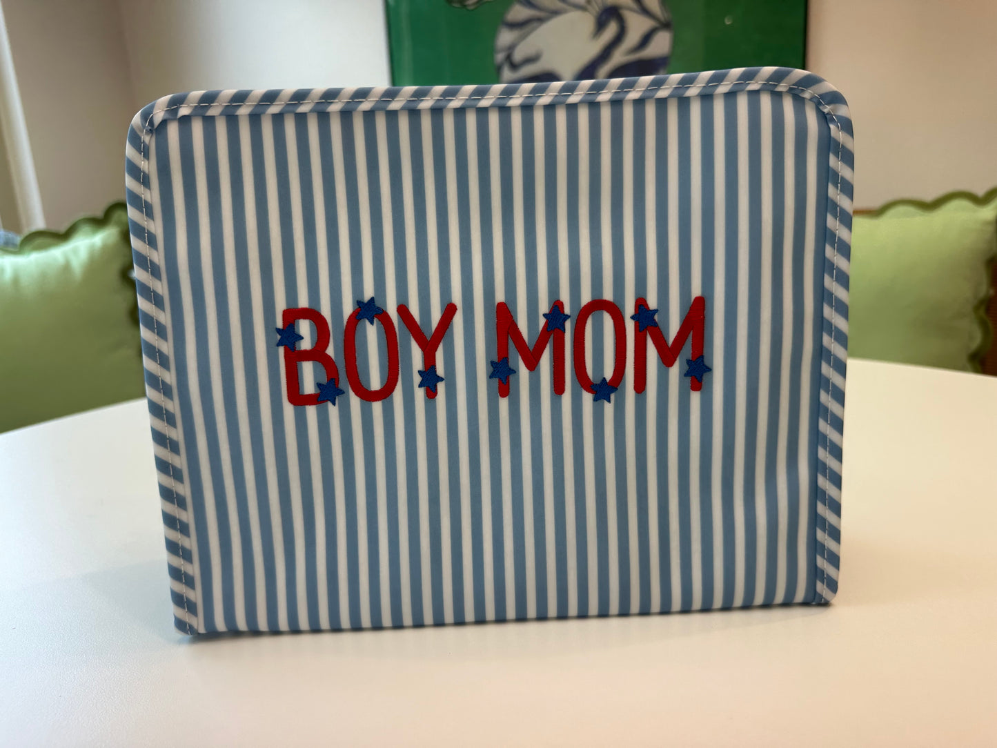 ROADIE LARGE ZIP POUCH-"Boy Mom” Stars
