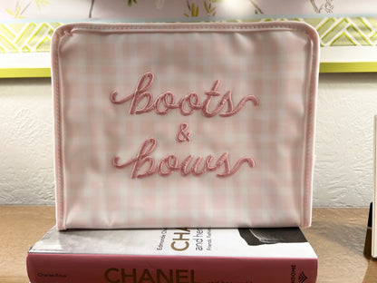 “boots and bows” medium roadie bag